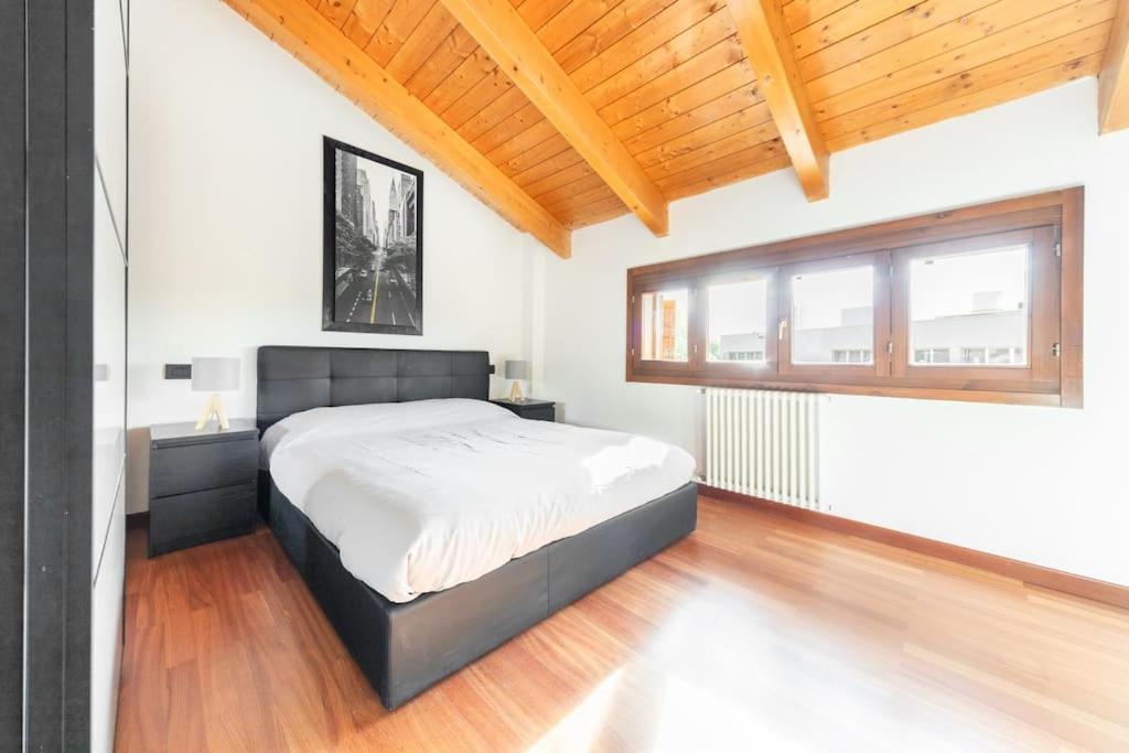 Appartamento Unico A Bologna Con 3 Camere E Parcheggio Gratuito Exterior photo